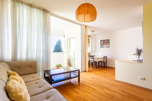 Split - Gripe komfortable 64 m² Zweizimmerwohnung mit Aussicht