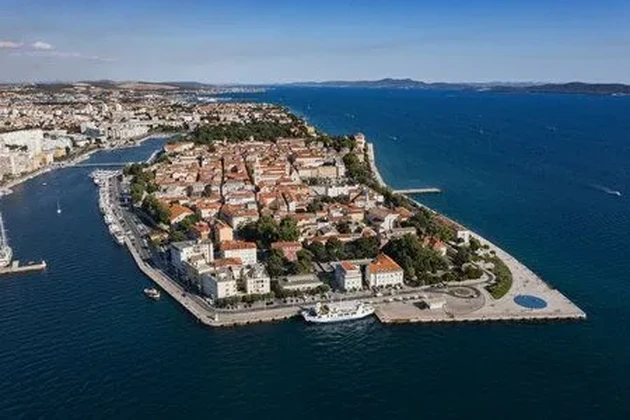 Prodává se zavedený kavárna v Bili Brig, Zadar