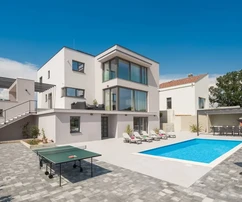 Maison Poljica, Nin, 490,35 m²