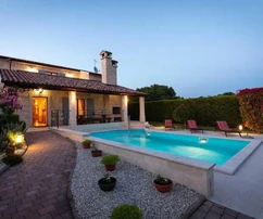 Istria, Tinjan: Vidiecky dom so súkromným bazénom