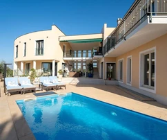 Zadar, Zaton, villa unica con piscina in una splendida posizione