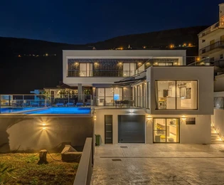 Villa con vista panoramica sul mare in vendita in Croazia