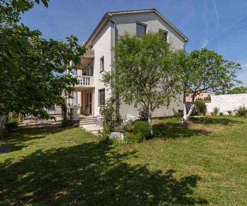 Istria, Vodnjan, Galižana, casa espaciosa con jardín y potencial