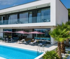 Istrien, Medulin: Exquisite villa mit atemberaubendem meerblick