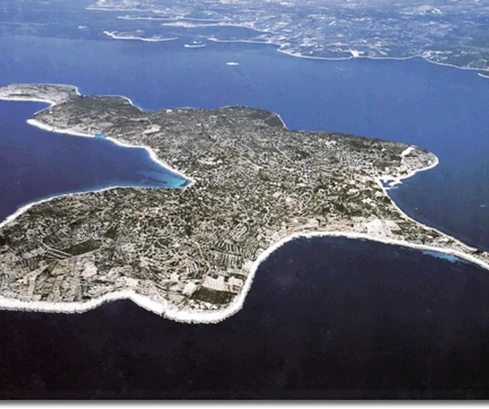 Dintorni di Trogir, Drvenik Mali, terreno agricolo, 180 m dal mare