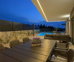 Istrie, Svetvincenat : Villa moderne avec piscine chauffée