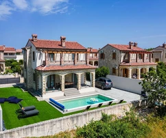 Nowoczesny kamienny dom na sprzedaż w Svetvinčenat w Chorwacji