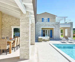 Luxushaus mit Pool und Meerblick, Istrien, Medulin