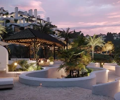 ID 285 / New apartments in Andalusian style in Marbella