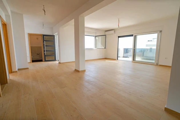Rab, Banjol, appartamento di lusso con tre camere da letto e vista mare