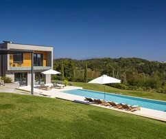 Deux villas de luxe à vendre près de Pazin en Croatie