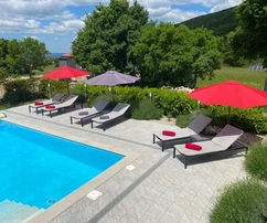 Brest, Istria – Dos encantadoras casas con piscina y vistas