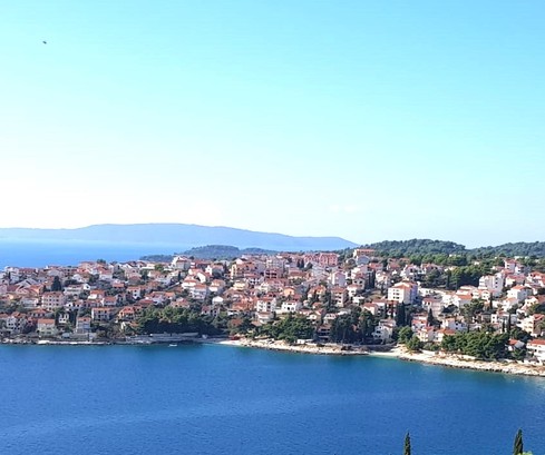 Charming Ciovo Apartment with Sea View for Sale