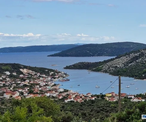 Marina, Vinišće, działka budowlana 1452 m2, widok na morze
