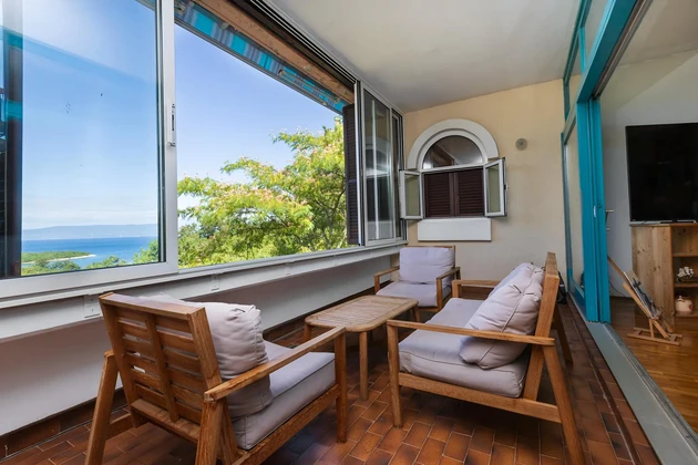 Villa in vendita con vista panoramica sul mare in Croazia