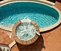 Einzigartig gestaltete Steinvilla mit Meerblick und Pool, Istrien, Sveti Lovreč