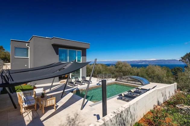 Villa avec vue sur la mer près de Labin