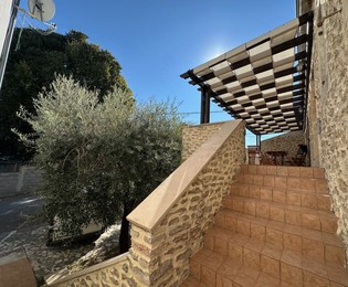 Spacious apartment available in a traditional stone house in Arbanasi in Croatia