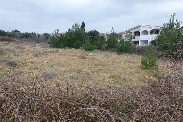 Terreno en zona de construcción (se requiere elaboración del plan UPU) 650 m²