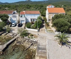 Peljesac, Sreser, rodinný dům, první řada u moře