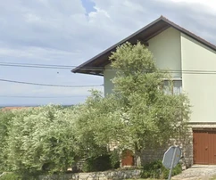 Buje, Istria: Dom s výhľadom na more a Alpy