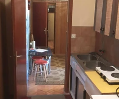 Amplia casa en venta con vistas al mar en Komiža, Croacia