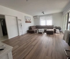 Moderne ebenerdige Villa mit Pool in Brtonigla zu verkaufen in Kroatien