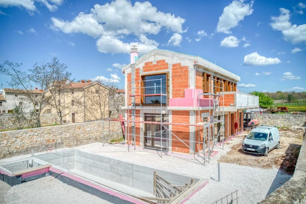 Modernes Haus in ruhiger Lage in Bale zu verkaufen in Kroatien