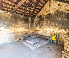 Authentic estate with multiple buildings for sale in Marina in Croatia