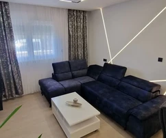 Seget D., 2-Zimmer-Wohnung 69m2 + Garten 99 m2, Neubau, möbliert, Parkplatz
