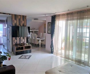 Lussuoso duplex a Spalato con terrazza sul tetto e vista mare