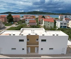 Vodice, Srima - Casa bifamiliare S1 con piscina, a 270 m dalla spiaggia