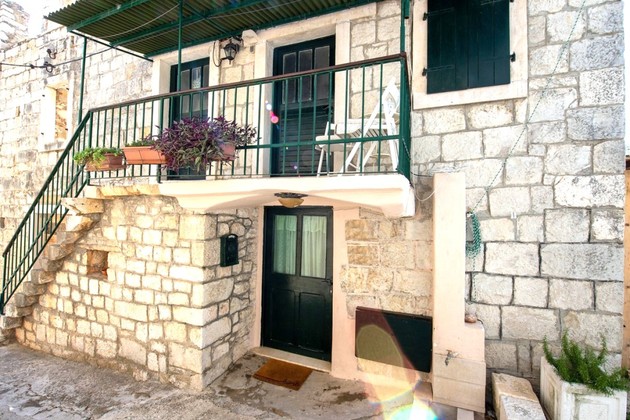 Charming Renovated Stone House Near Trogir Promenade