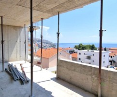 Modern apartmanok Čiovón medencével és lifttel eladók