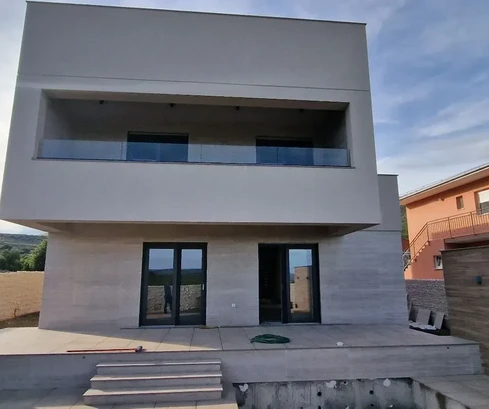 Trogir, Plano, villa de lujo de 318 m2, con piscina y cocina de verano, vistas