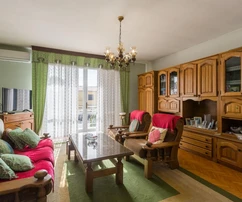 Dom mieszkalno-usługowy na sprzedaż w Buje w regionie Istria w Chorwacji