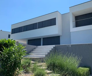 Luksuzna vila na prodaju na otoku Krku