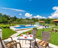 Incantevole casa con piscina e ampio giardino, Istria, Motovun
