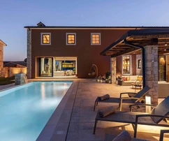 Impozantní kamenné vily na prodej v Kanfanaru v Chorvatsku