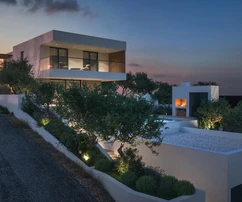 Jasenovo, villa moderna esclusiva con piscina, garage e ampio giardino