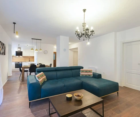 Belle maison avec piscine disponible à Poreč en Croatie