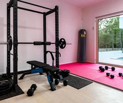 Moderná vila na predaj s maximálnym súkromím na ostrove Rab v Chorvátsku