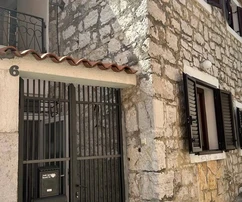 Kamenný rodinný dom na predaj v centre Rovinja v Chorvátsku