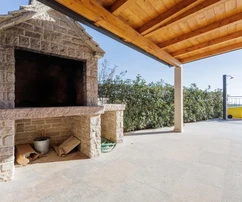 Isztria, Labin, modern isztriai villa medencével