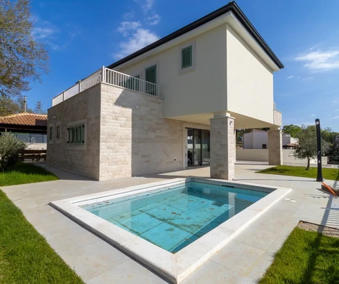 Mediterrane Villa mit Meerblick zu verkaufen in Kroatien