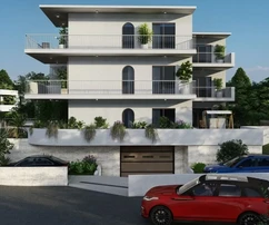 Ciovo, Slatine, třípokojový apartmán, 132 m2, 2. patro, pouze 70 m od moře, bazén