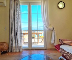 Šarmantní dům na ostrově Brač kousek od pláže připravený k nastěhování