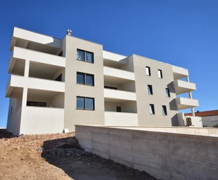 Vodice - Appartamento di lusso S3 al piano terra, vista mare