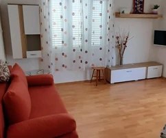 Maison à vendre sur l'île de Rab près de la plage de Veli Mel en Croatie