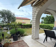 Appartement avec jardin, dans un emplacement attractif, à 500 m de la mer !